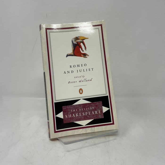 Romeo and Juliet (The Pelican Shakespeare) by William Shakespeare - Paperback cover