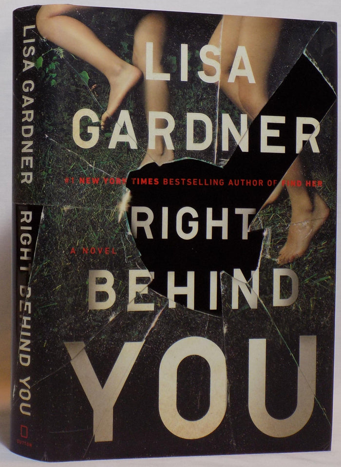 Right Behind You (FBI Profiler) by Lisa Gardner - Hardcover cover