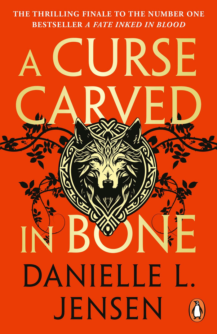 A curse carved in bone by Danielle L. Jensen - Paperback cover