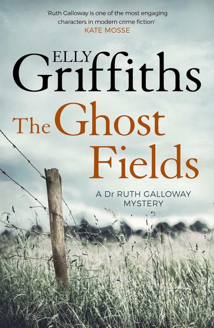 Ghost Fields by Elly Griffiths - Paperback cover