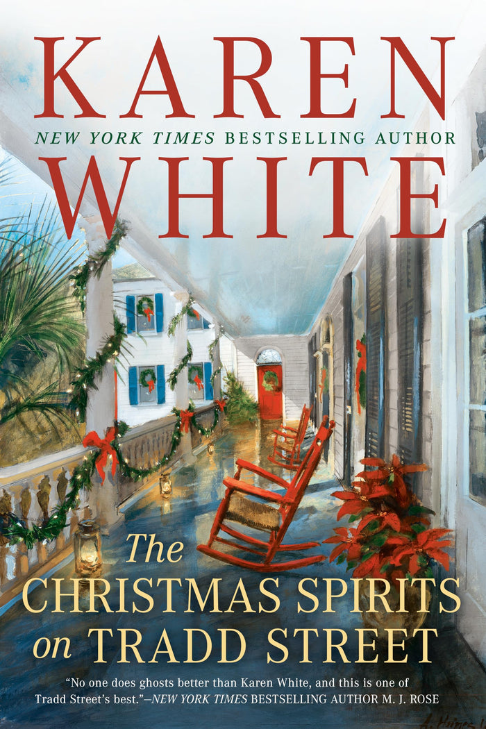 The Christmas Spirits on Tradd Street by Karen White - Paperback cover