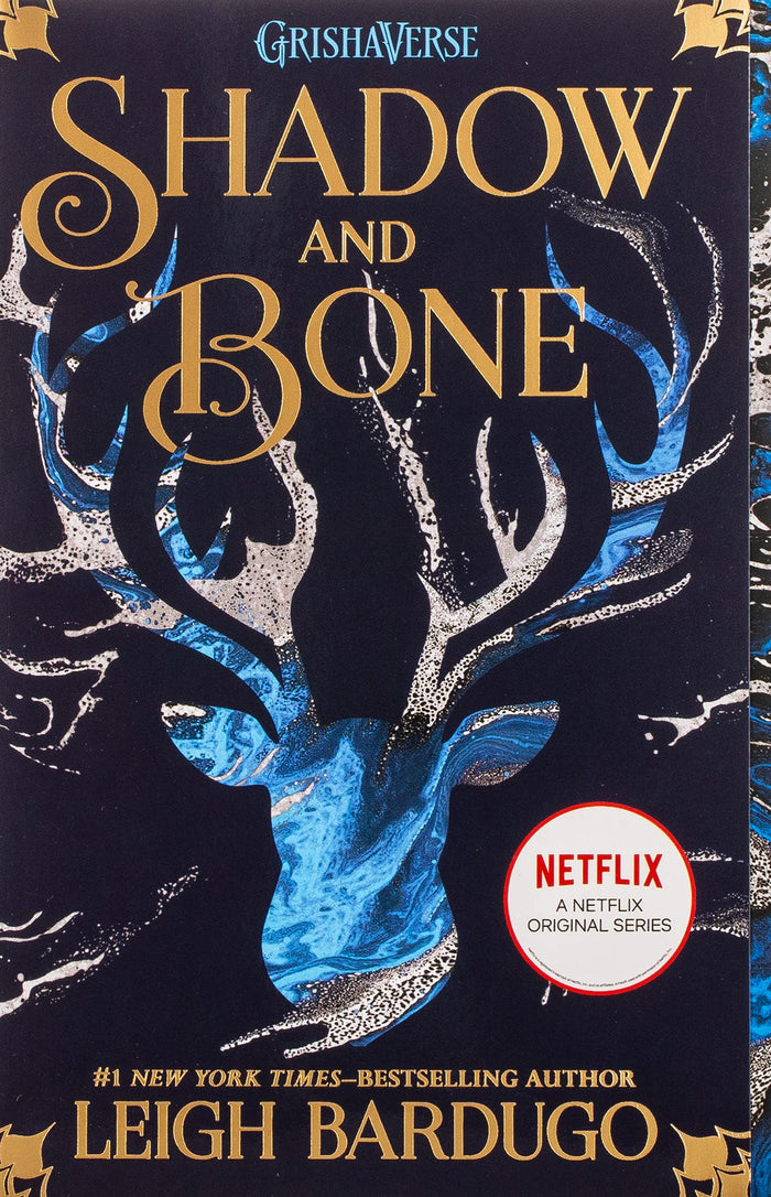 Shadow and Bone: 1 -Leigh Bardugo (Paperback)