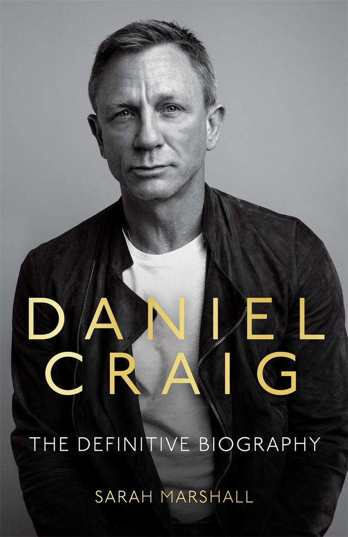 Daniel Craig - The Biography by Sarah Marshall - Paperback cover