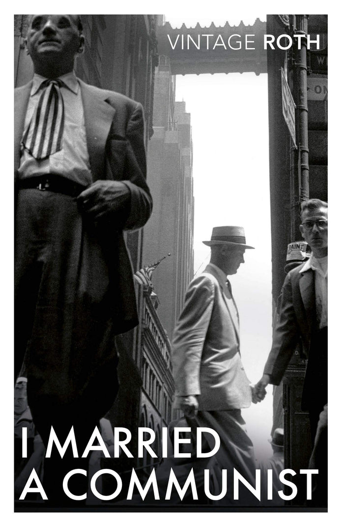 I Married a Communist by Philip Roth - Paperback cover