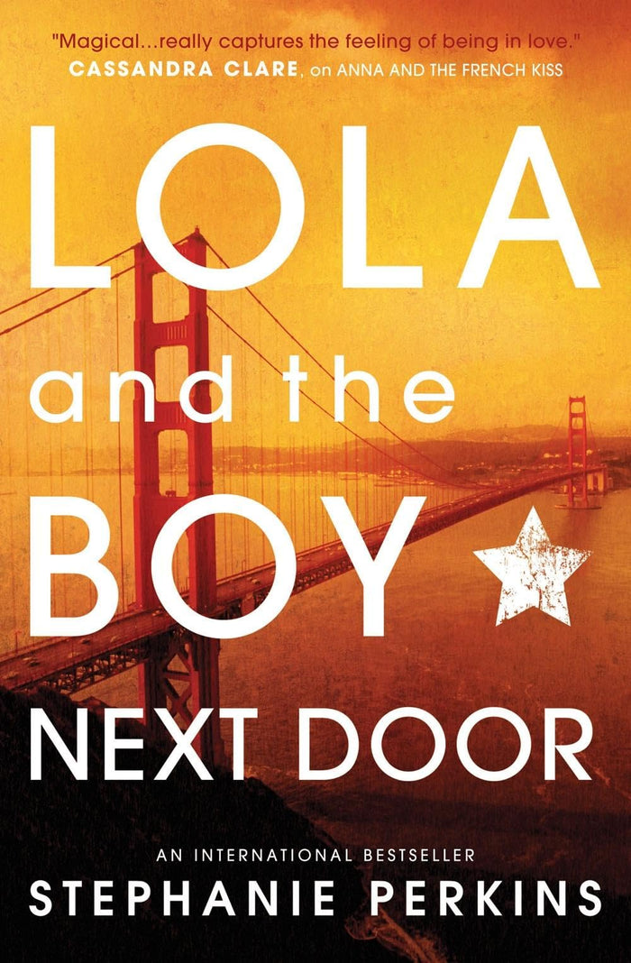 Lola & The Boy Next Door by Stephanie Perkins - Paperback cover