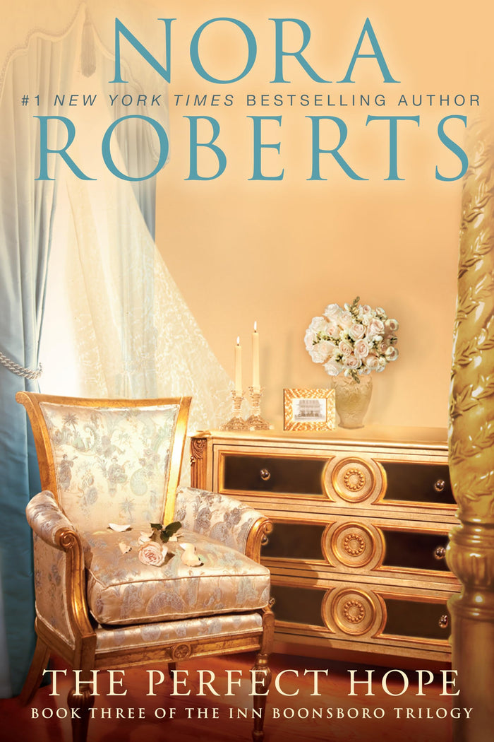 The Perfect Hope (The Inn Boonsboro Trilogy) by Nora Roberts - Paperback cover