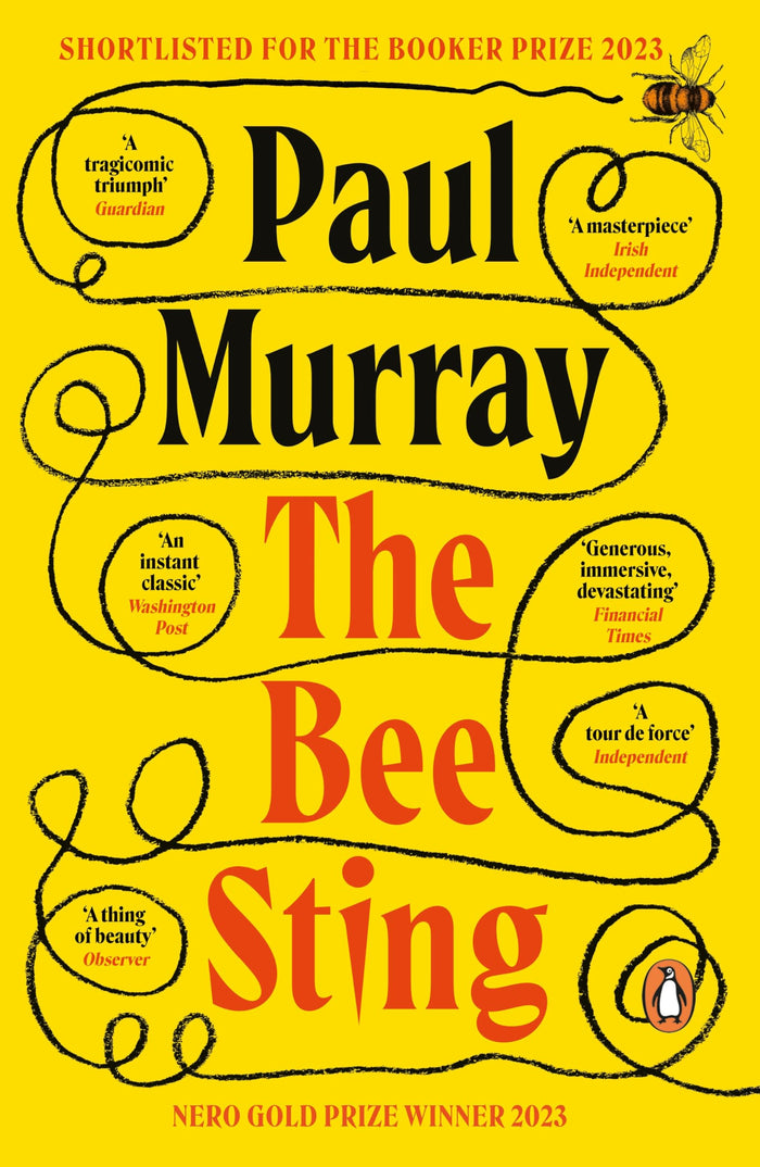 The bee sting by Paul Murray - Paperback cover