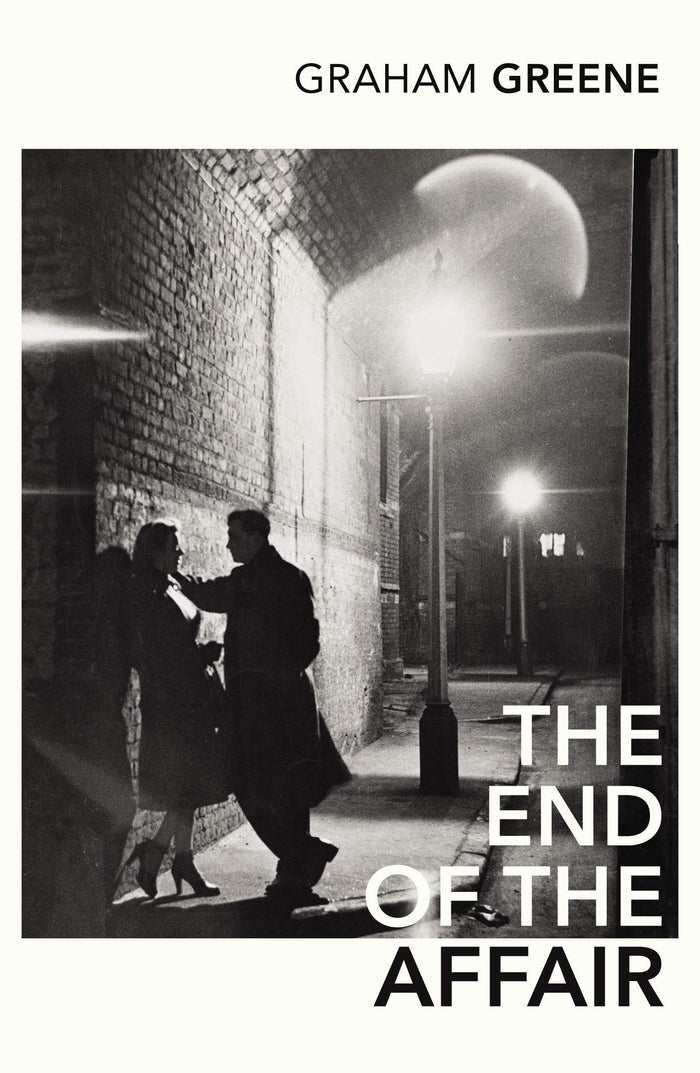 The End of the Affair (Vintage Classics) by Graham Greene - Paperback cover