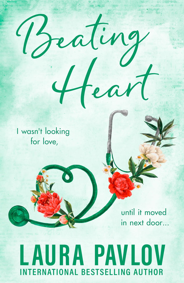 HQ Beating Heart (Magnolia Falls). by Laura Pavlov - Paperback cover