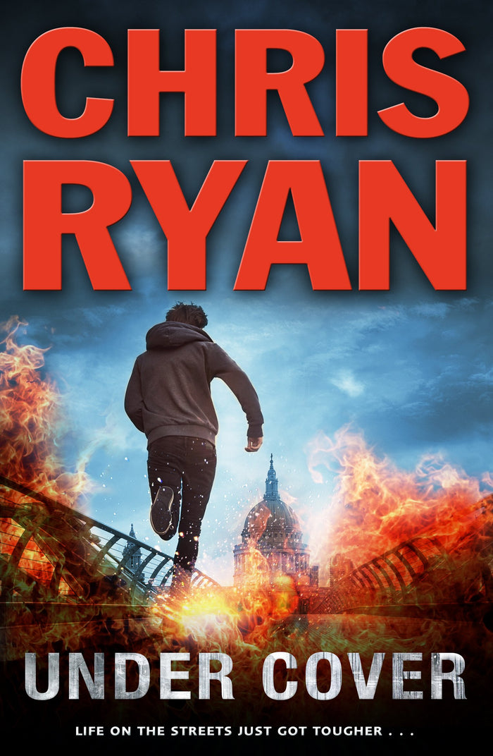 Under Cover (Agent 21) by Chris Ryan - Paperback cover