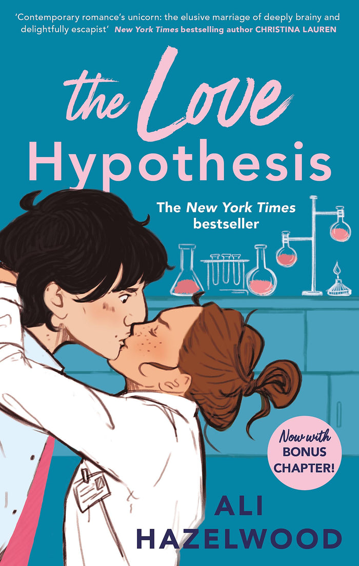 The love hypothesis by Ali Hazelwood - Paperback cover