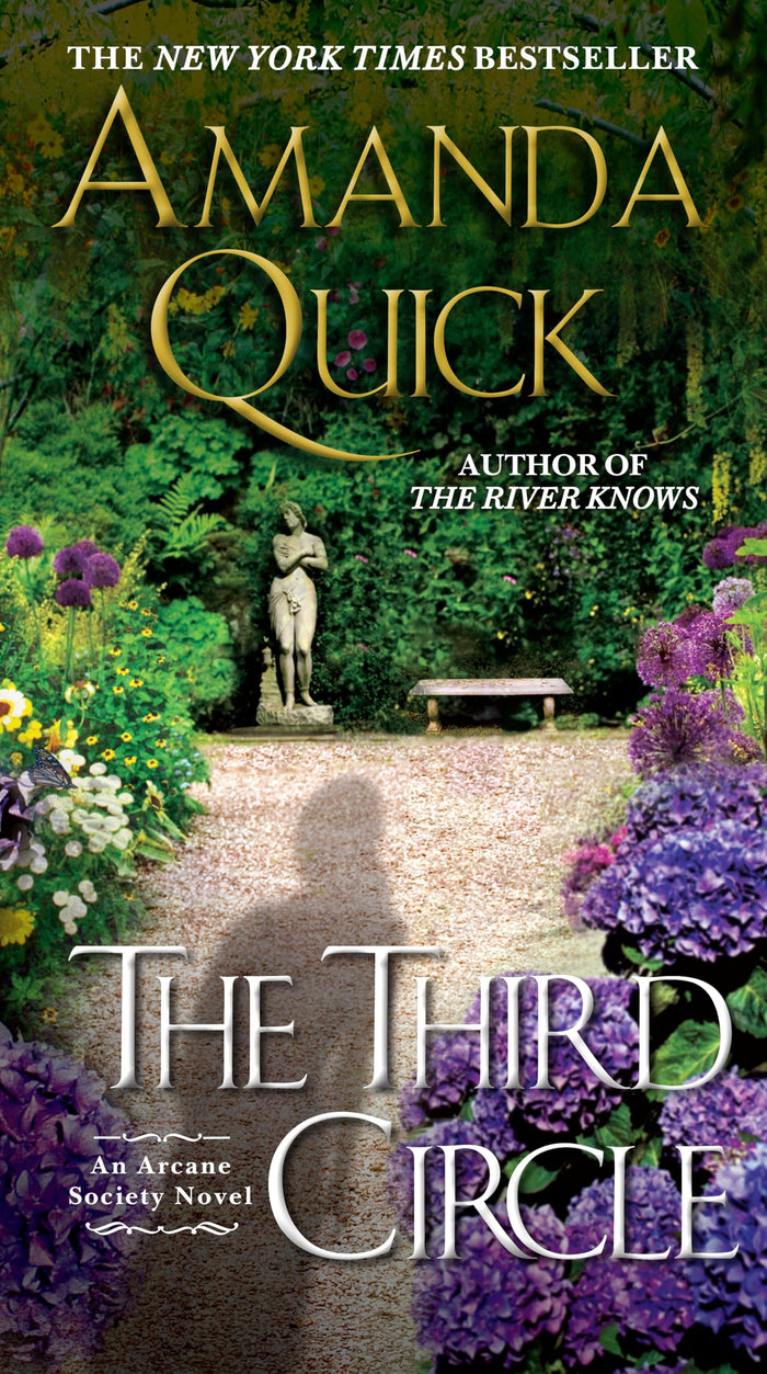The Third Circle (An Arcane Society Novel) by Amanda Quick - Paperback cover