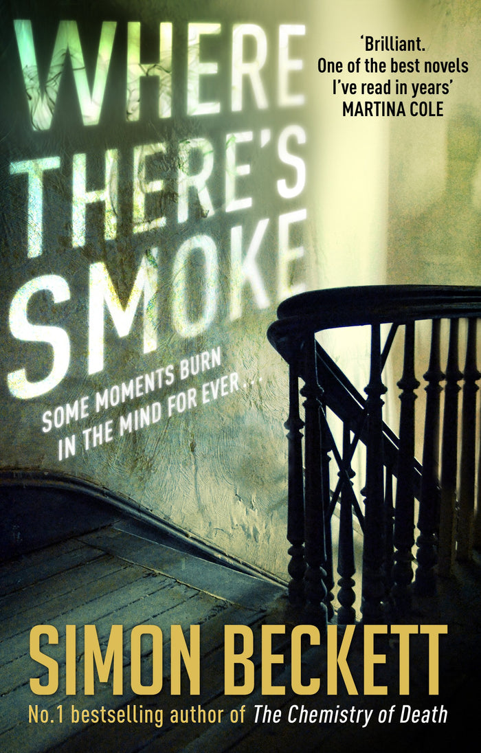 Where There's Smoke by Simon Beckett - Paperback cover