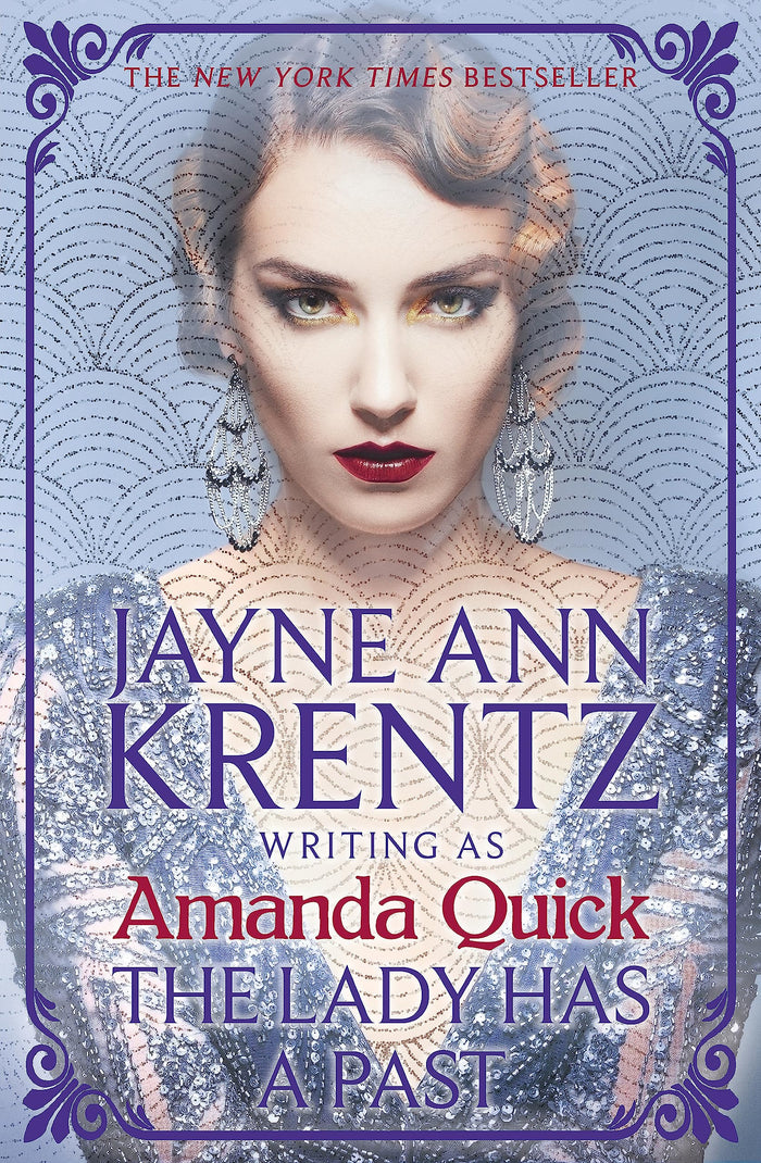 The Lady Has a Past: escape to the glittering, scandalous golden age of 1930s Hollywood by . Amanda Quick - Paperback cover