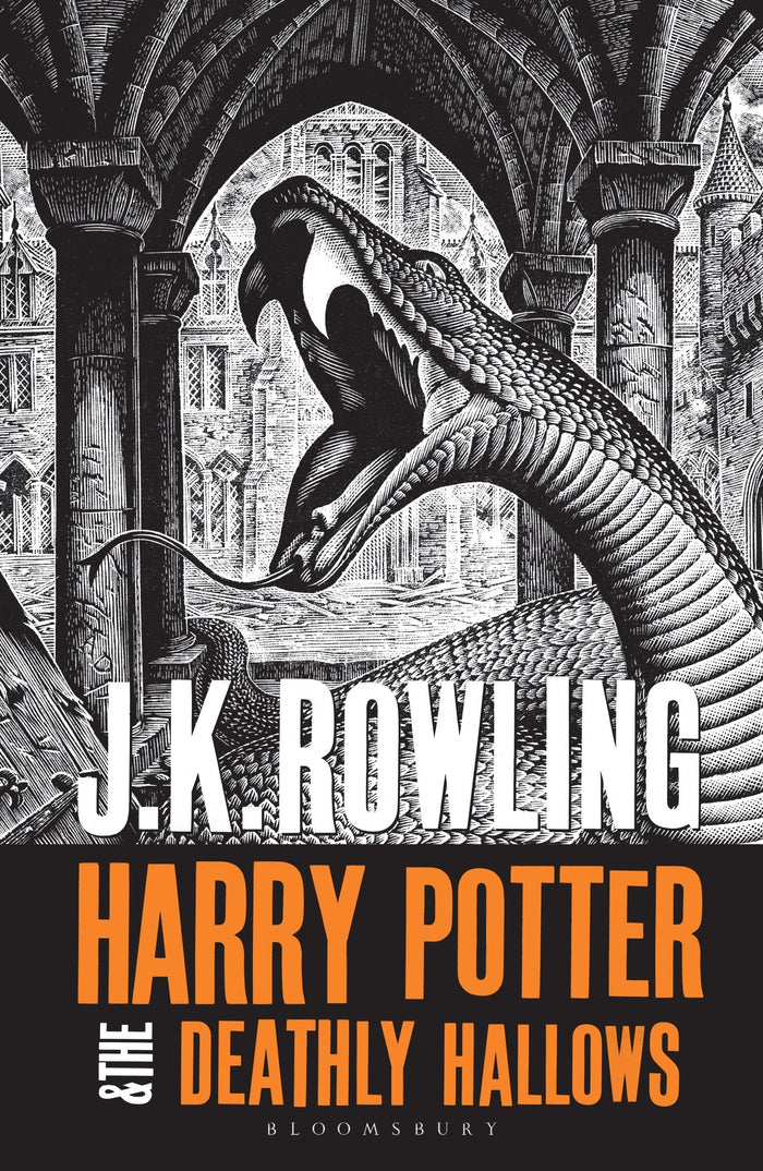 Harry Potter and the Deathly Hallows by J K Rowling - Paperback cover